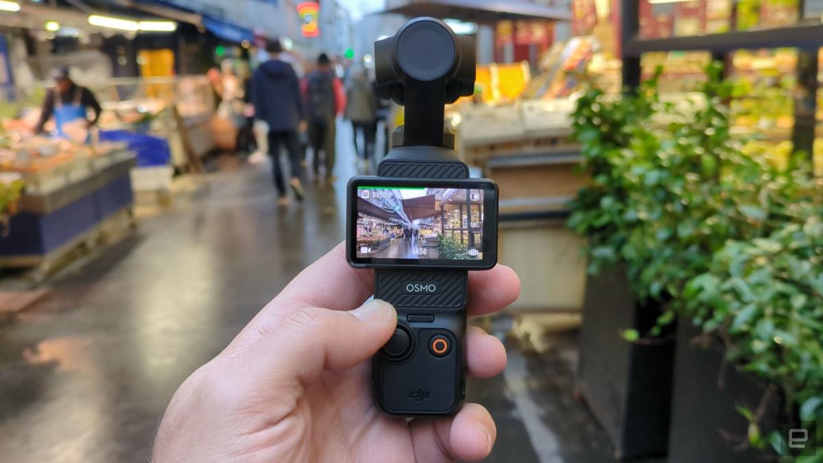 DJI Osmo Pocket 3 Vlogging Camera